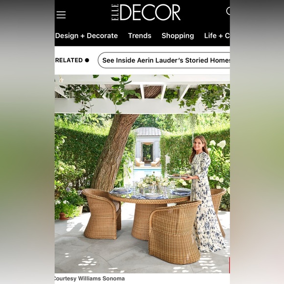 Williams Sonoma Aerin Garden Bouquet Blue Scalloped White Dinner Plate - Picture 7 of 8